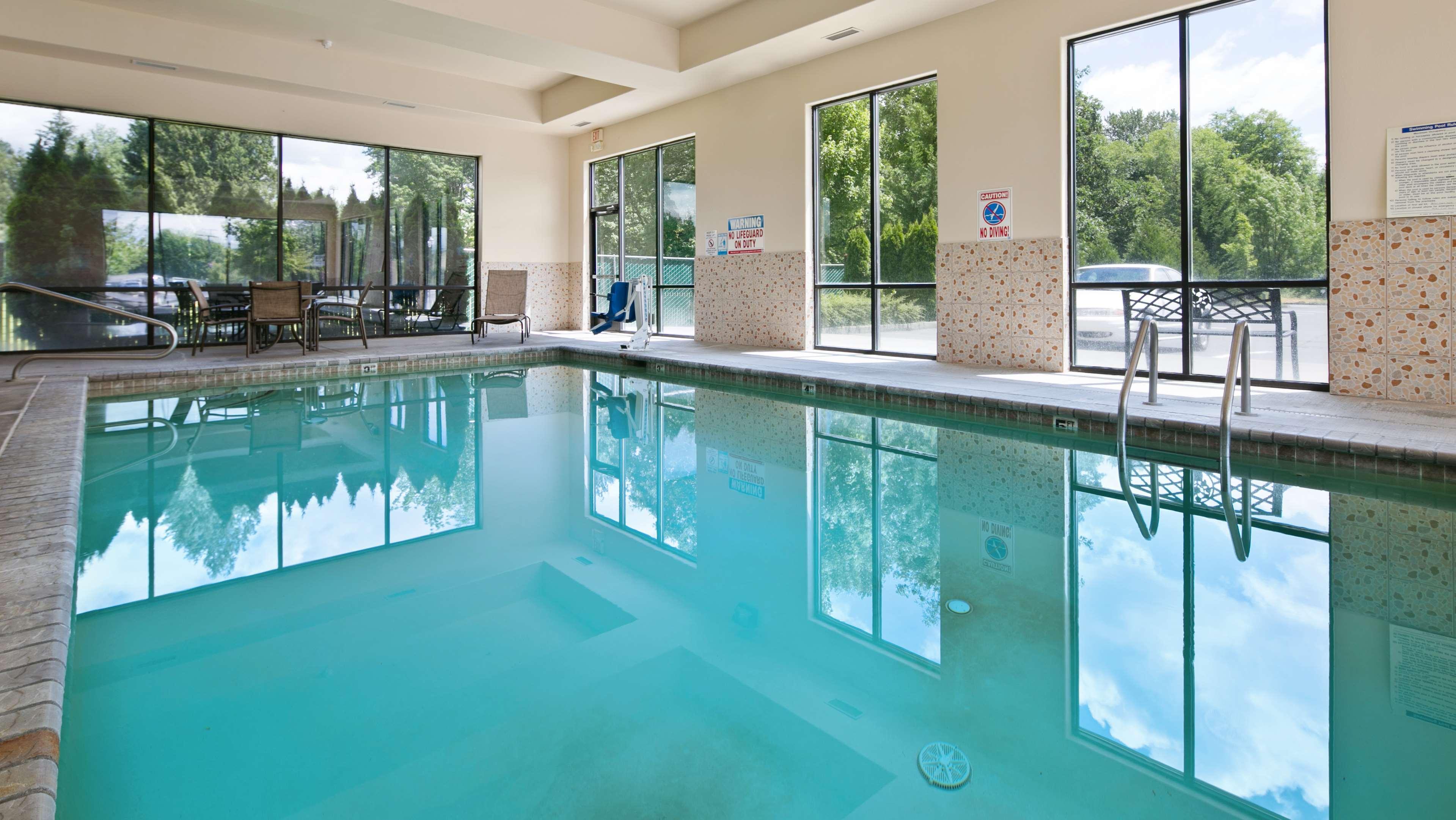 Best Western Plus Battleground Inn & Suites Battle Ground Esterno foto