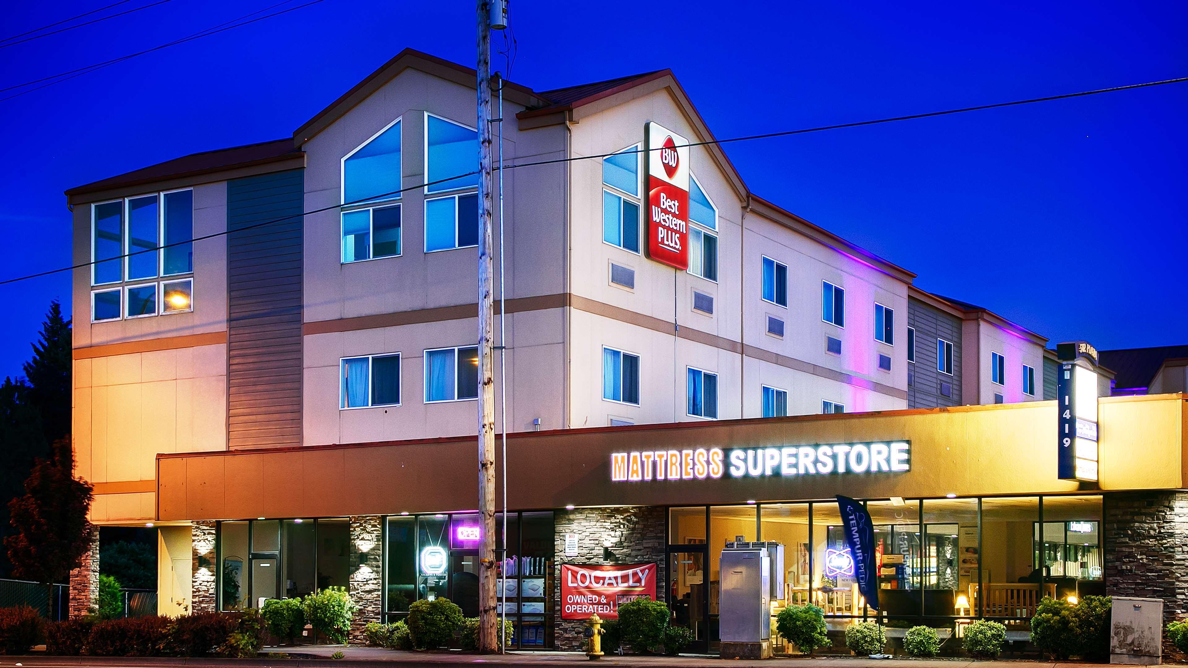 Best Western Plus Battleground Inn & Suites Battle Ground Esterno foto